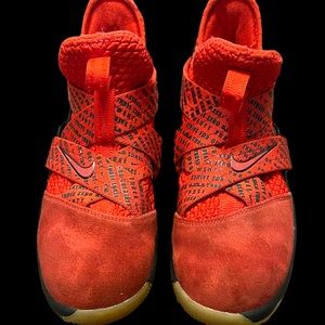 Nike LeBron Soldier youth size 7